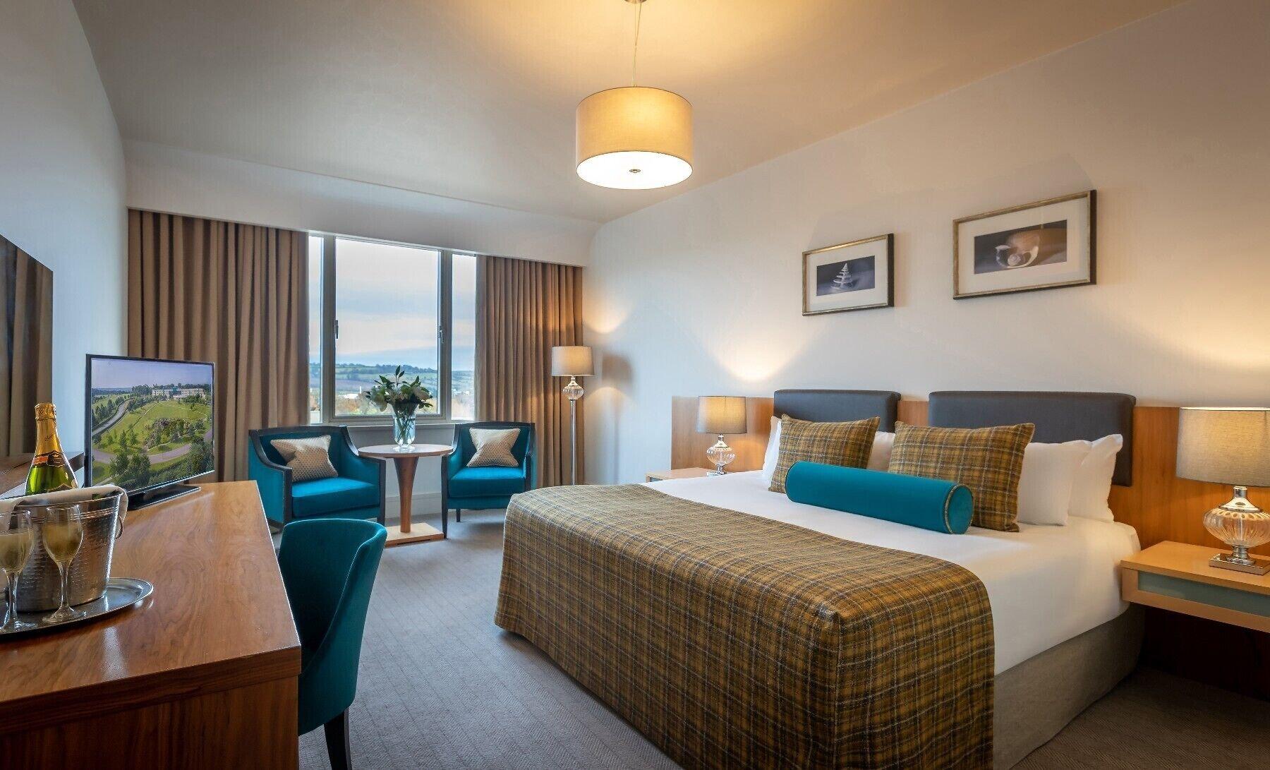 Fota Island Hotel And Spa Exterior foto A bedroom at the Radisson Blu Hotel, Dublin Airport