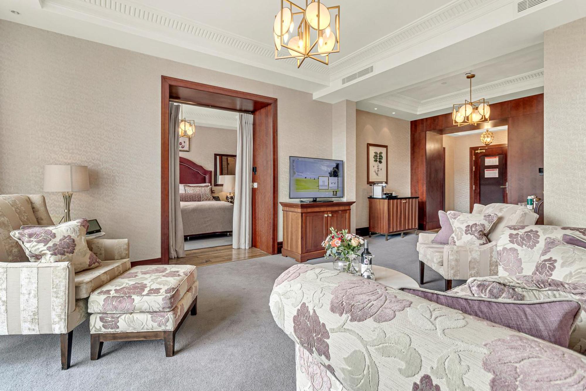 Fota Island Hotel And Spa Exterior foto Suite at the InterContinental