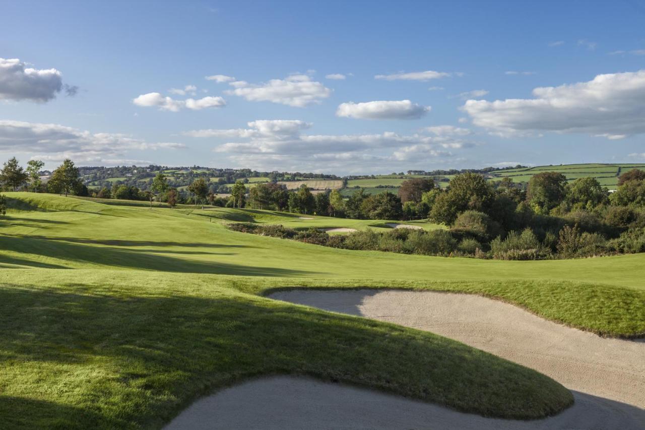 Fota Island Hotel And Spa Exterior foto The course at The Belfry